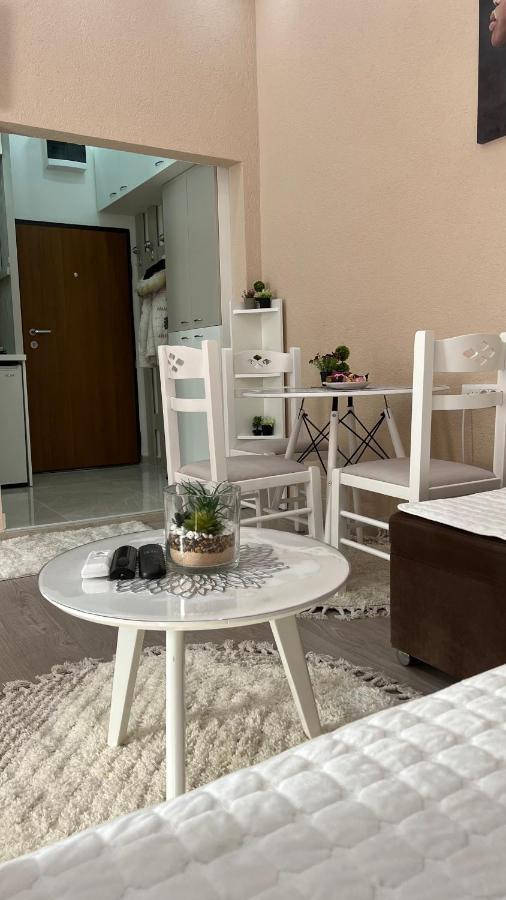 Apartment Downtown Podgorica Eksteriør bilde